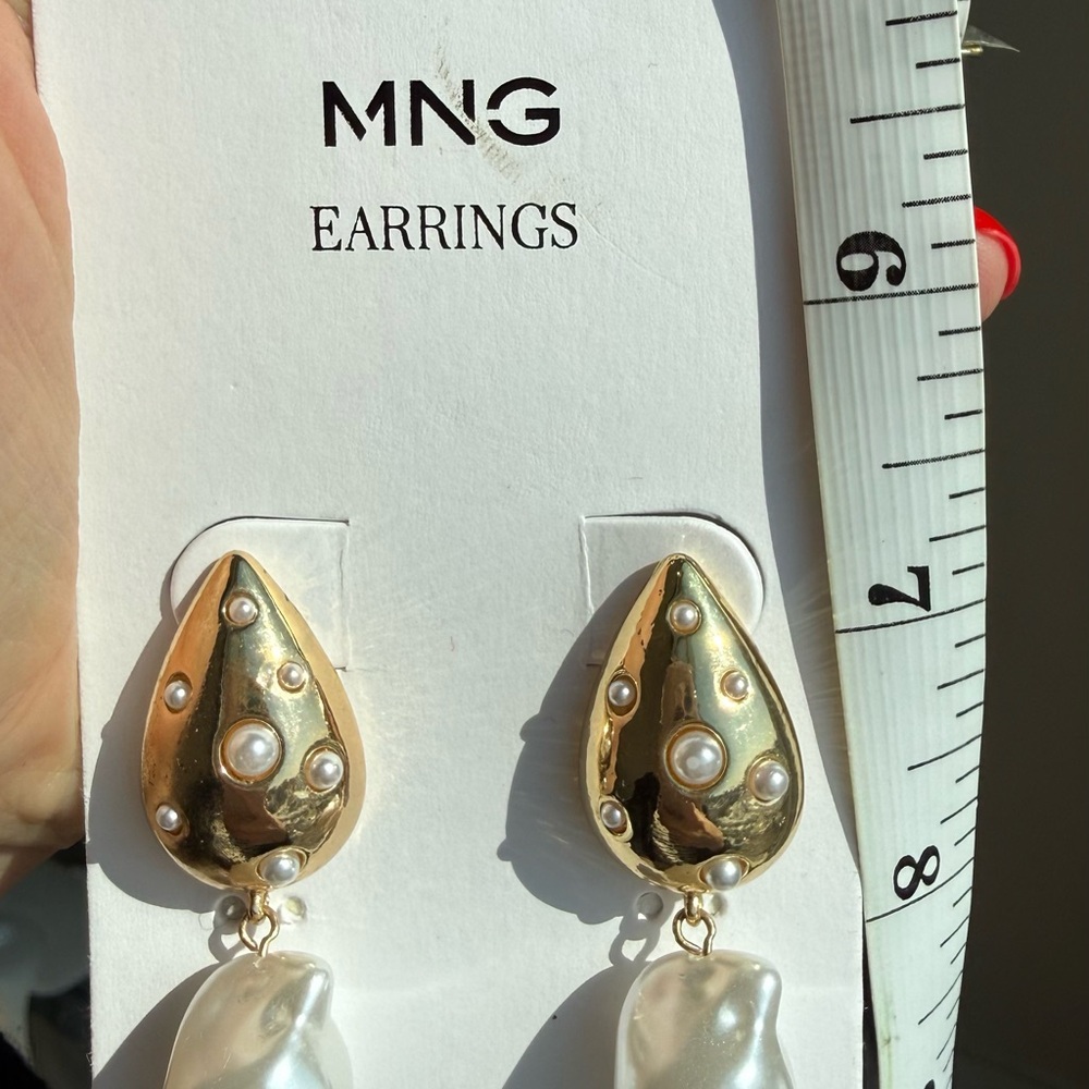 Mango Gold Teardrop Earrings with Pearl Accents